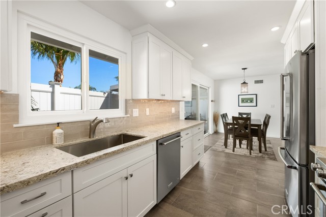 Detail Gallery Image 18 of 53 For 241 Monte Vista #4,  San Clemente,  CA 92672 - 2 Beds | 2 Baths