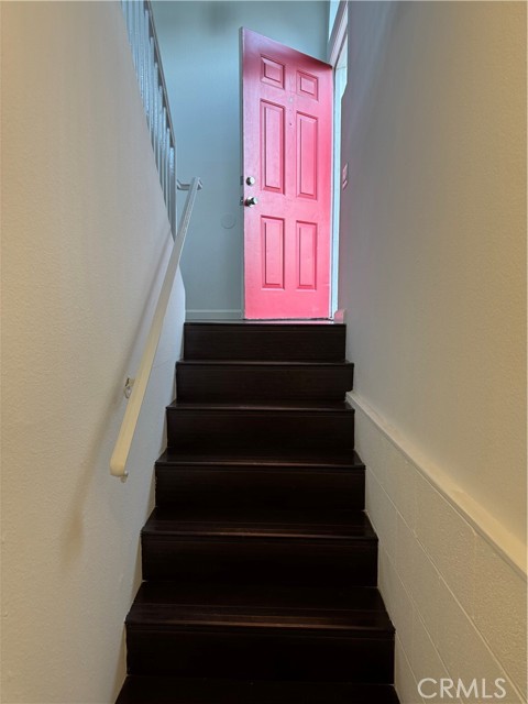 Detail Gallery Image 5 of 32 For 5704 Sultana Ave #D,  Temple City,  CA 91780 - 3 Beds | 2/1 Baths