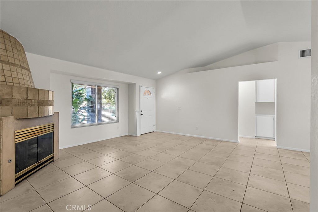 MLS #IV25241819 image #11