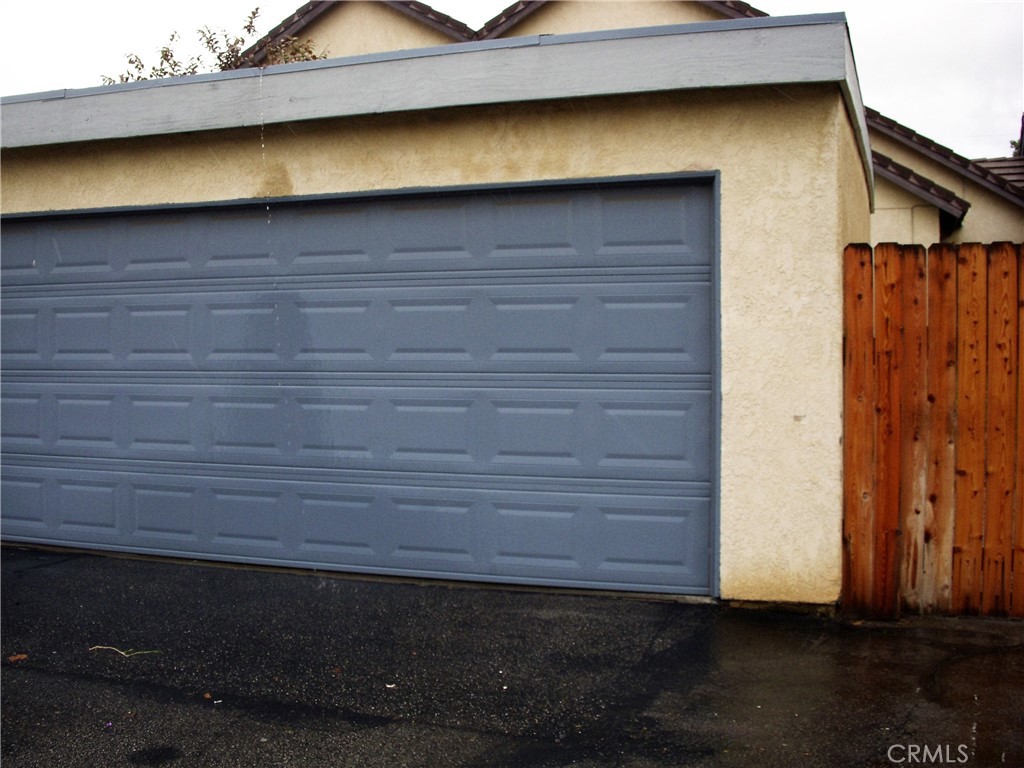 https://media.crmls.org/medias/9785a78c-a5e6-45be-9800-ad4b8514fbc6.jpg?preset=X-Large