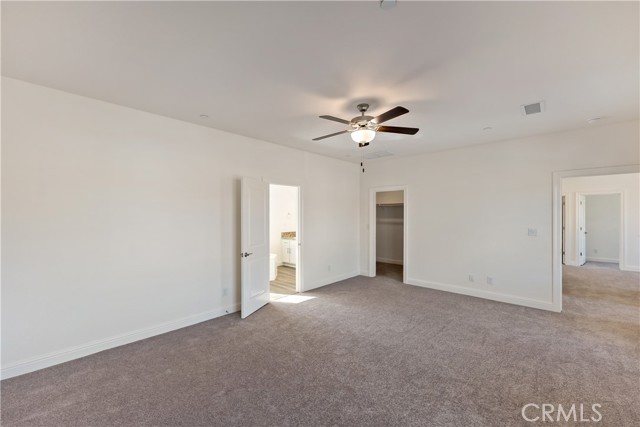 Detail Gallery Image 11 of 21 For 4441 W Langden, Fresno,  CA 93722 - 4 Beds | 3/1 Baths