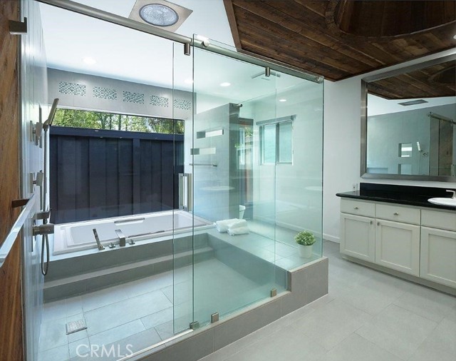 Primary Shower Tub