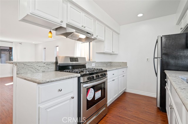 Detail Gallery Image 5 of 14 For 1021 Coronado Terrace, Los Angeles,  CA 90026 - 2 Beds | 1/1 Baths