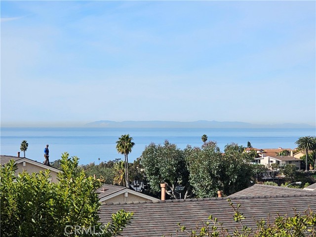 Detail Gallery Image 2 of 24 For 176 Calle Cuervo, San Clemente,  CA 92672 - 3 Beds | 2/1 Baths