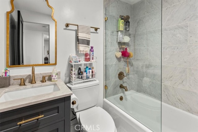 Detail Gallery Image 22 of 25 For 10501 Wilshire #2212,  Los Angeles,  CA 90024 - 2 Beds | 3 Baths