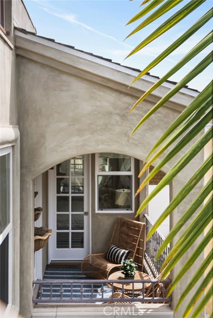Detail Gallery Image 19 of 45 For 410 Acacia Ave #1/2,  Corona Del Mar,  CA 92657 - 3 Beds | 3 Baths
