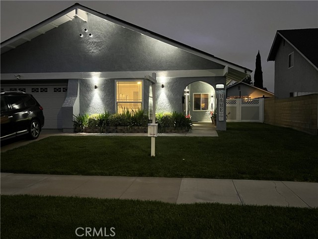 Detail Gallery Image 5 of 38 For 805 W Brentwood Ave, Orange,  CA 92865 - 3 Beds | 2 Baths