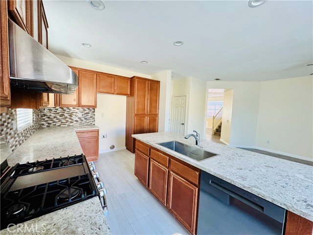 Detail Gallery Image 9 of 32 For 9329 Sable Ridge Ave, Hesperia,  CA 92345 - 4 Beds | 3 Baths