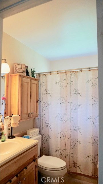 Detail Gallery Image 24 of 48 For 2213 N Valley St, Burbank,  CA 91505 - 3 Beds | 1 Baths