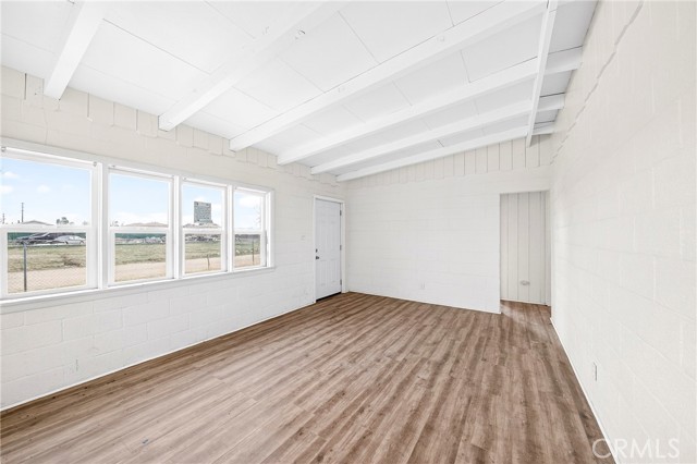 11389 Lee Ave., Adelanto CA: https://media.crmls.org/medias/9789089c-db03-4095-b535-9499bcdbddc6.jpg