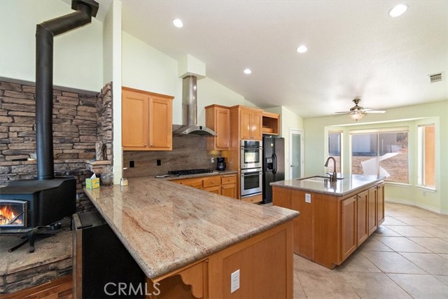 Detail Gallery Image 21 of 34 For 9050 Ponderosa Rd, Pinon Hills,  CA 92372 - 4 Beds | 2 Baths