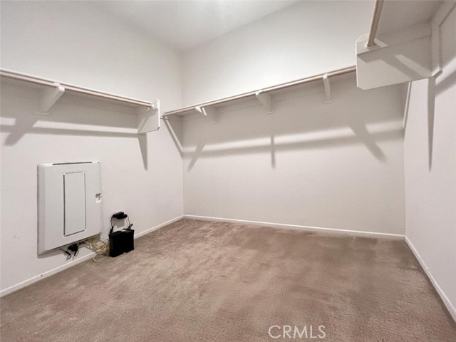 Detail Gallery Image 15 of 25 For 3897 Boulder Dr, Jurupa Valley,  CA 92509 - 4 Beds | 4 Baths