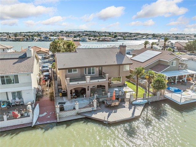 18160 Harbor Drive, Victorville CA: https://media.crmls.org/medias/978a1e11-238c-47d8-a2ad-10c4a98d110f.jpg