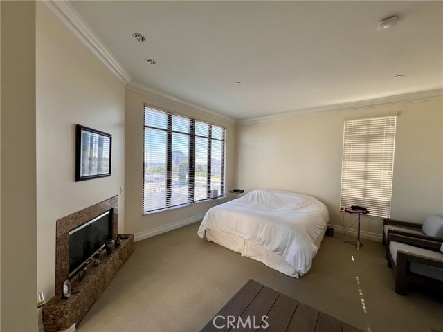 Drew Fenton | 11847 Gorham Avenue Los Angeles CA | MLS: 6884874
