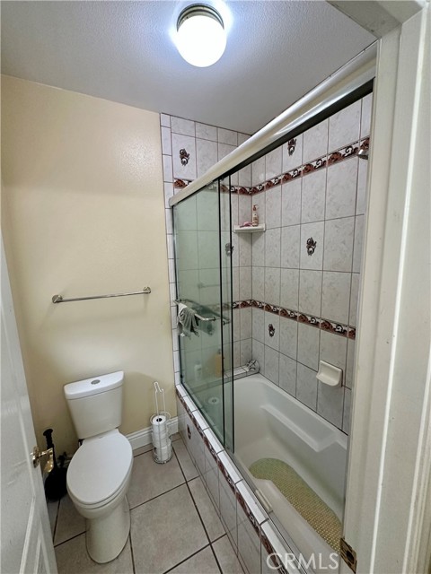 42500 20th Street West, Lancaster CA: https://media.crmls.org/medias/978a89e9-307c-485b-856b-21bafc1f566f.jpg