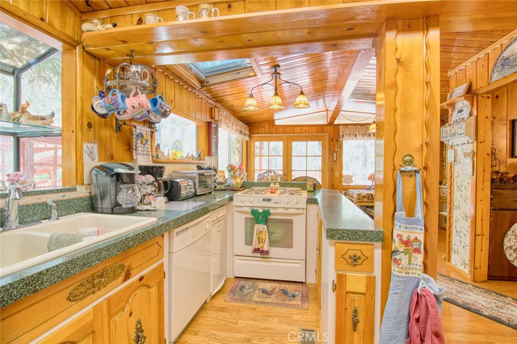 MLS #HD24162184 img 16