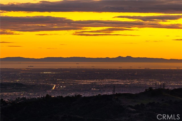 Detail Gallery Image 34 of 41 For 261 Zenith, La Puente,  CA 91744 - 3 Beds | 2 Baths