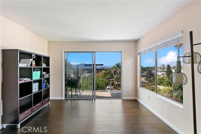Detail Gallery Image 11 of 53 For 1517 E Garfield #53,  Glendale,  CA 91205 - 2 Beds | 2 Baths