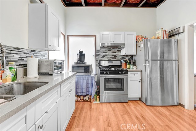 Detail Gallery Image 15 of 35 For 5025 4th Ave, Leimert Park,  CA 90043 - – Beds | – Baths