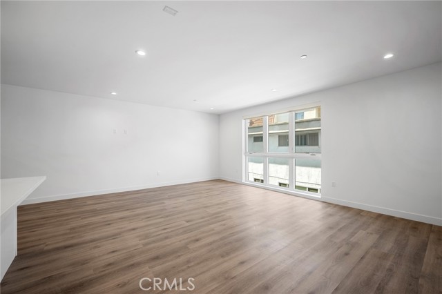 Detail Gallery Image 9 of 19 For 10657 Moorpark St #403,  North Hollywood,  CA 91602 - 1 Beds | 1 Baths