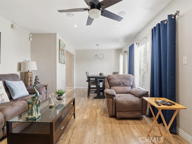 Detail Gallery Image 13 of 42 For 525 S Caswell, Compton,  CA 90220 - 3 Beds | 1 Baths