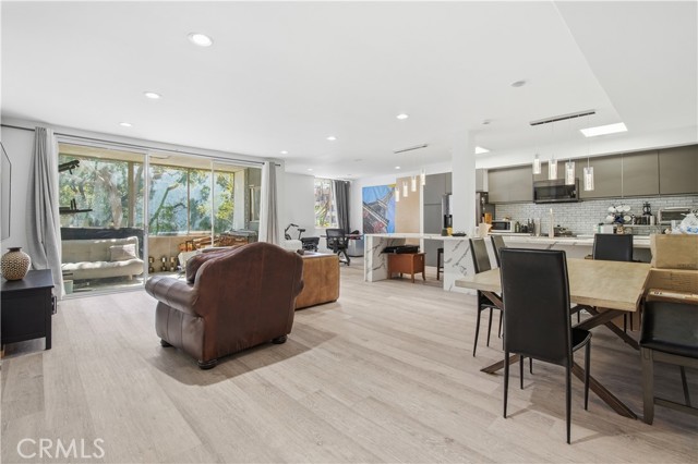 Front Image Thumbnail for CRPW26070048