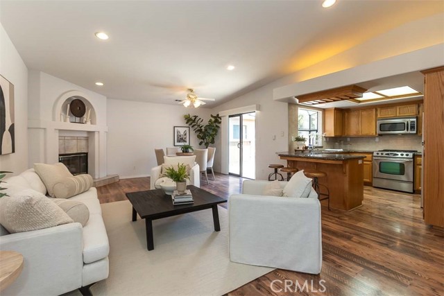 Detail Gallery Image 8 of 33 For 140 Irish Way, Pismo Beach,  CA 93449 - 3 Beds | 2 Baths