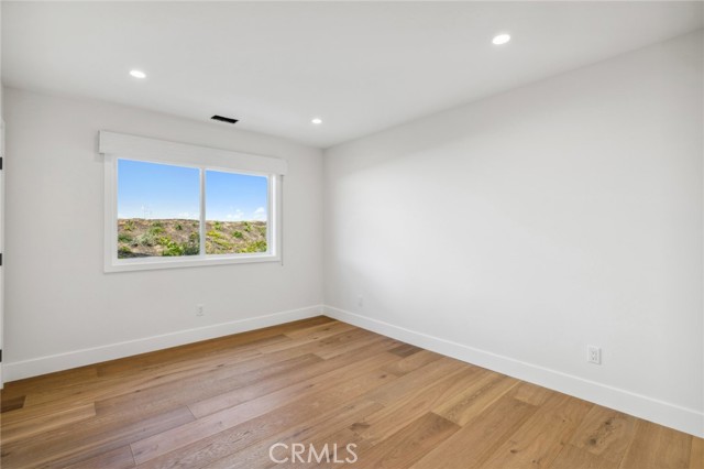 Detail Gallery Image 19 of 29 For 1027 Tiller Way, Corona Del Mar,  CA 92625 - 3 Beds | 2 Baths