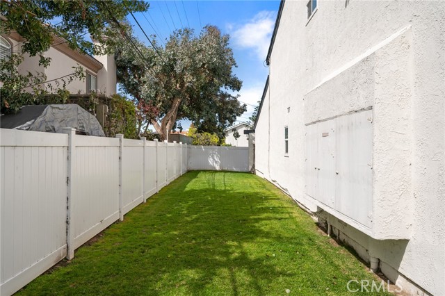 Detail Gallery Image 37 of 37 For 2410 Voorhees Ave #3,  Redondo Beach,  CA 90278 - 2 Beds | 2/1 Baths
