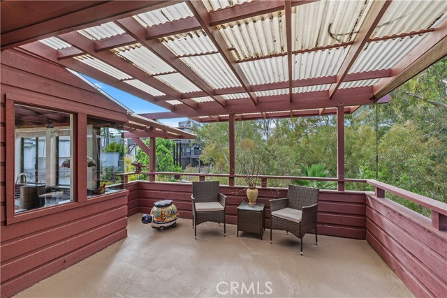 237 W Avenida Alessandro, San Clemente CA: https://media.crmls.org/medias/97908f44-3aa1-4220-b3b8-70817927a9d9.jpg