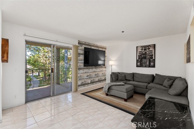 Detail Gallery Image 11 of 41 For 4201 W 5th St #225,  Santa Ana,  CA 92703 - 2 Beds | 1 Baths