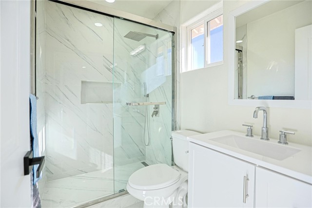 Detail Gallery Image 26 of 75 For 13104 Monroe St, Garden Grove,  CA 92844 - 8 Beds | 6/1 Baths