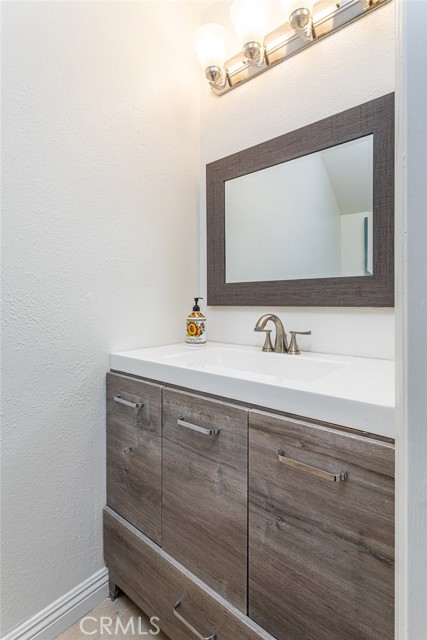 Detail Gallery Image 17 of 21 For 33422 Valley View Ct #5,  Dana Point,  CA 92629 - 2 Beds | 2/1 Baths