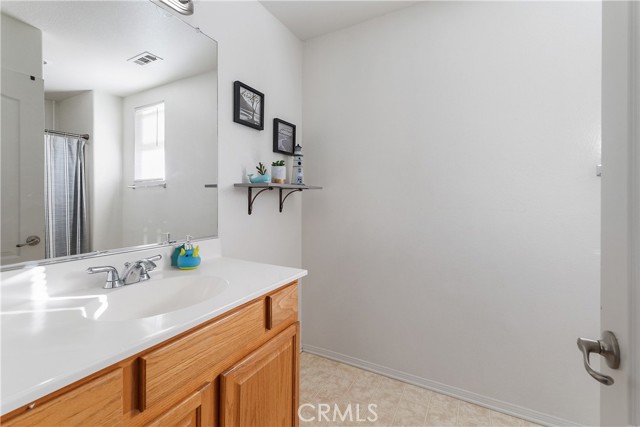 Detail Gallery Image 27 of 41 For 14626 Crossing Trl, Victorville,  CA 92394 - 3 Beds | 2/1 Baths