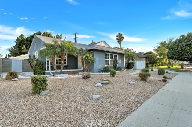 16908 Los Alimos Street, Granada Hills CA: https://media.crmls.org/medias/9792d071-d213-4a5c-aaa4-d302603160a8.jpg