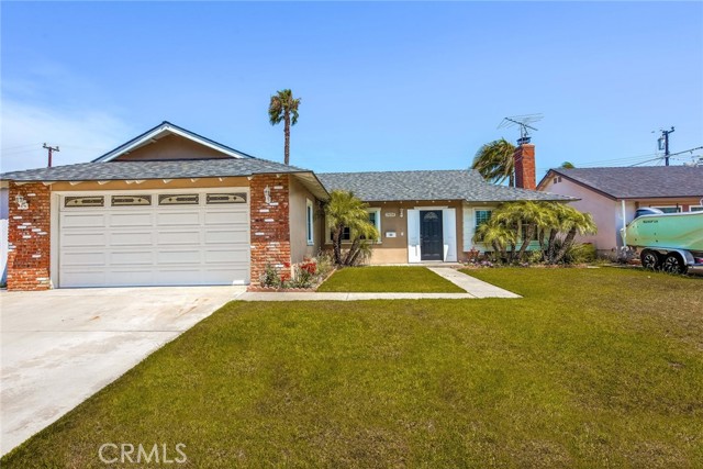 15232 Nottingham Ln, Huntington Beach, CA 92647