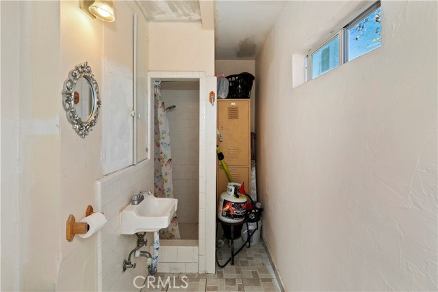 Detail Gallery Image 21 of 29 For 231 W 24th St, San Bernardino,  CA 92405 - 2 Beds | 1/1 Baths