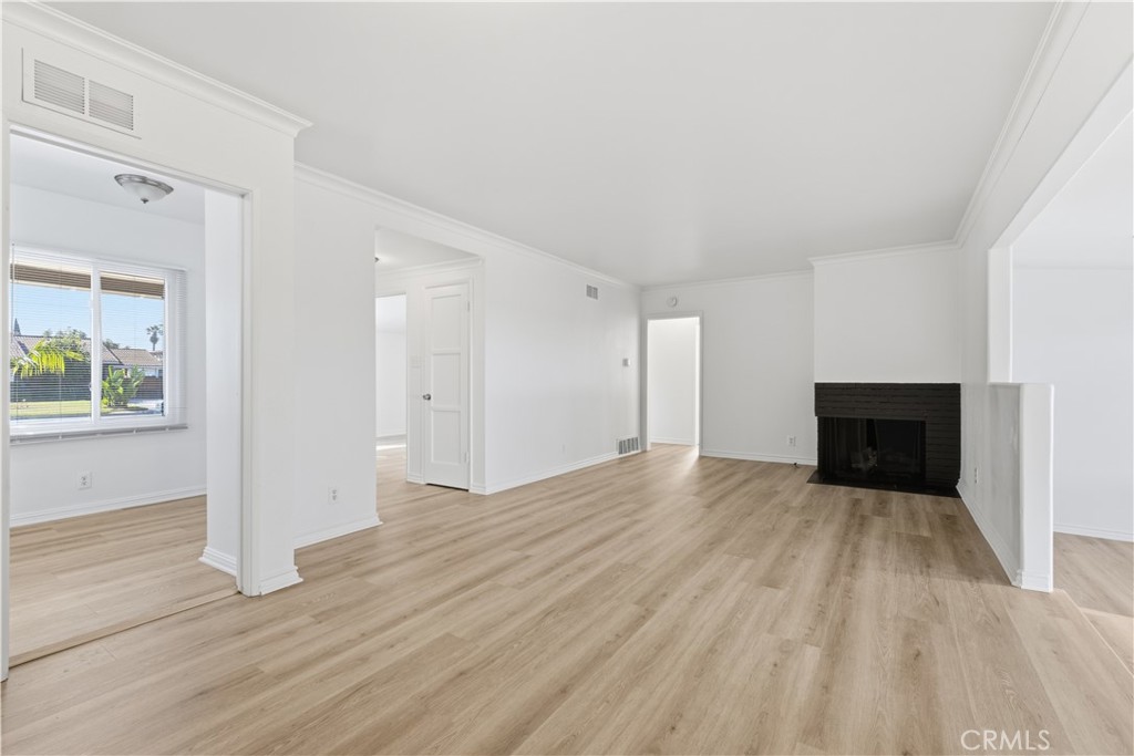 MLS #OC26156592 image #14