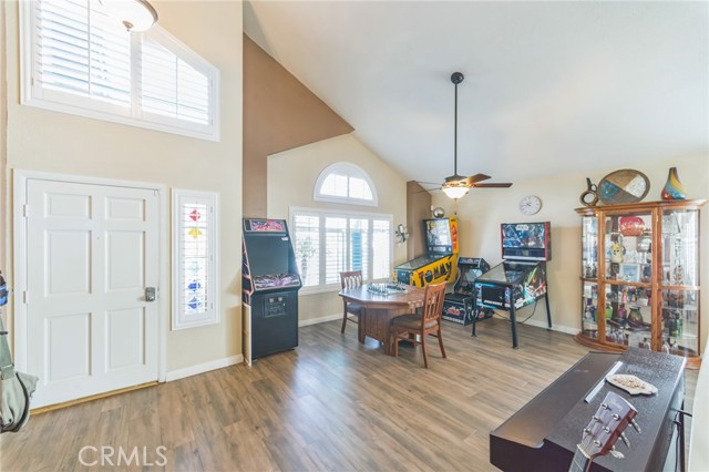 Detail Gallery Image 15 of 51 For 7262 Goldboro Ln, Riverside,  CA 92506 - 4 Beds | 2/1 Baths