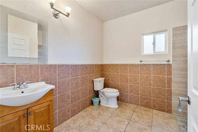 Detail Gallery Image 23 of 40 For 3139 E Clay Ave, Fresno,  CA 93702 - 3 Beds | 2 Baths