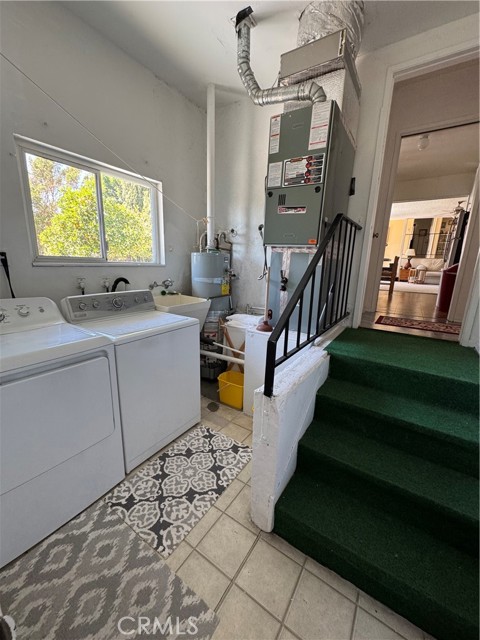 4922 Lowell Avenue, Glendale CA: https://media.crmls.org/medias/97987d75-7e91-487f-a777-774b69e3b10e.jpg