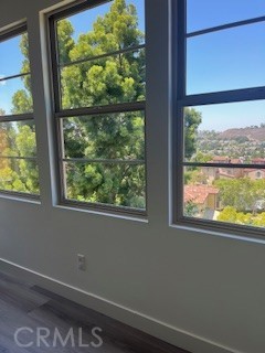 57 Sweet, Irvine CA: https://media.crmls.org/medias/97988b0a-e541-4474-9dfa-c30f840d344b.jpg
