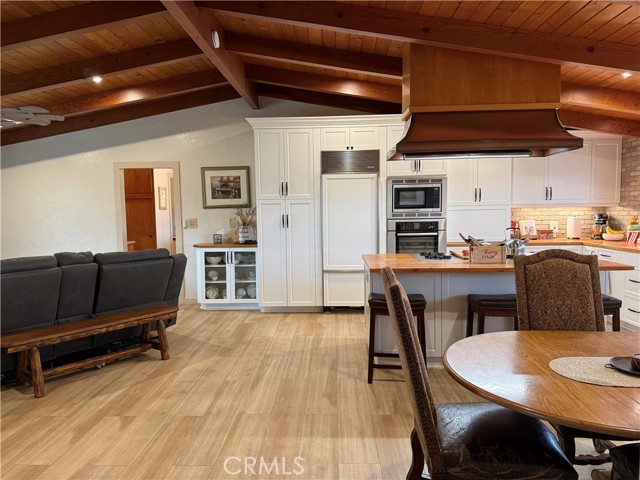 Detail Gallery Image 9 of 47 For 25565 Road 13, Chowchilla,  CA 93610 - 4 Beds | 3 Baths