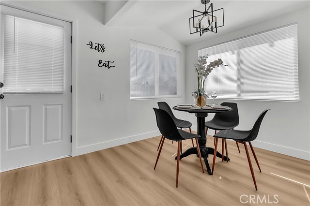 Detail Gallery Image 17 of 46 For 15030 Marcolesco, Lake Elsinore,  CA 92530 - 3 Beds | 3 Baths