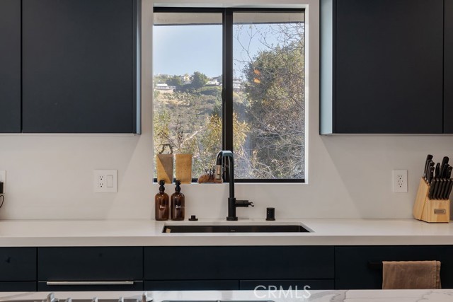 Detail Gallery Image 13 of 44 For 8130 Gould, Los Angeles,  CA 90046 - 3 Beds | 3/1 Baths