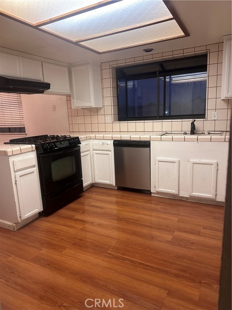 Detail Gallery Image 2 of 8 For 7427 Oxford Ave, Hesperia,  CA 92345 - 3 Beds | 2 Baths