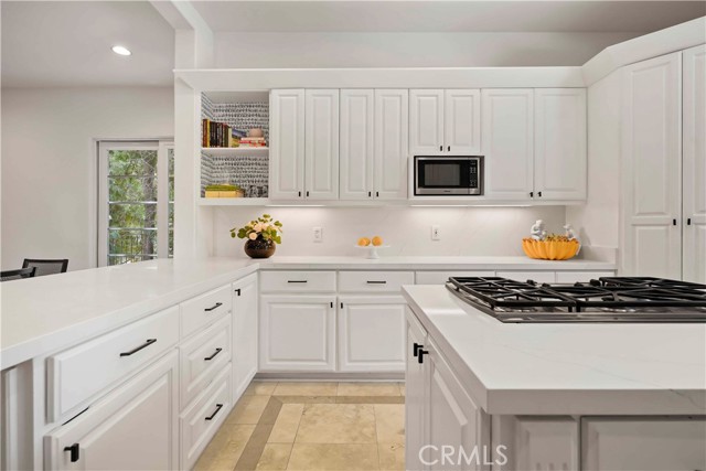 4210 Old Topanga Canyon Road, Calabasas CA: https://media.crmls.org/medias/979a6588-3737-42d8-9d0d-9198ec0ee2a8.jpg