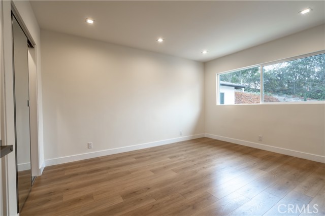 Detail Gallery Image 16 of 73 For 3362 Bellota, Los Angeles,  CA 90027 - 5 Beds | 5 Baths