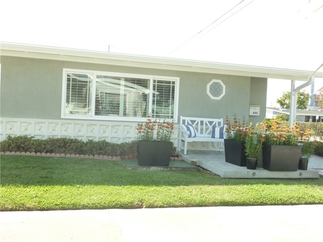 another view of the front