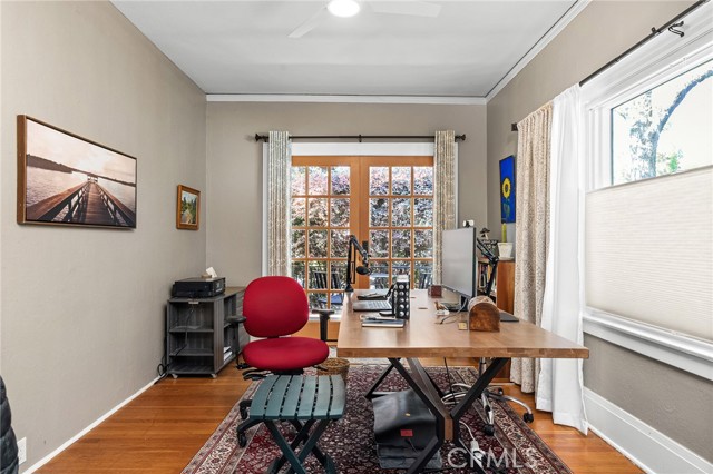 Detail Gallery Image 29 of 73 For 587 E 3rd, Chico,  CA 95928 - 5 Beds | 3 Baths